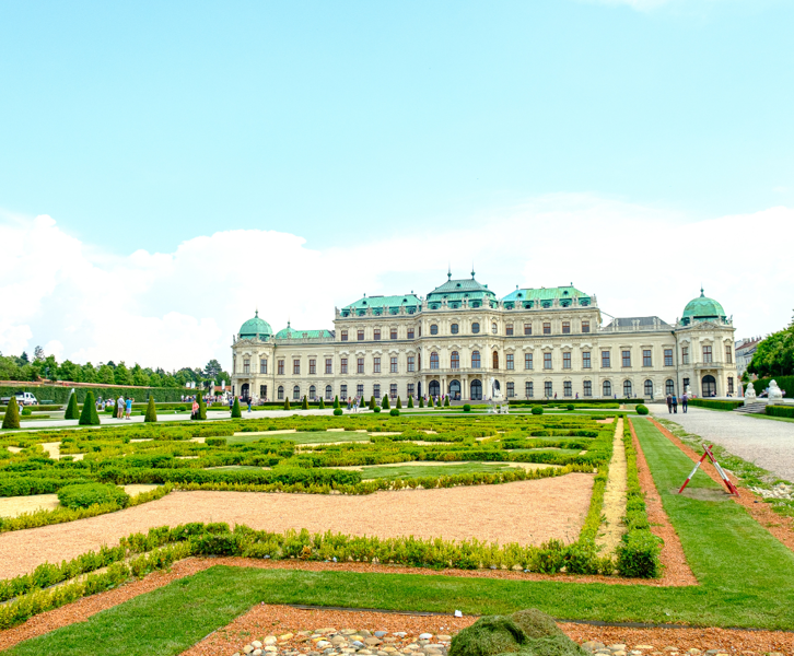  Schonbrunn Palace