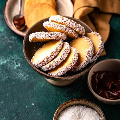 Dulce de leche, helado, and sweet treats