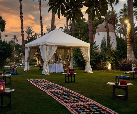 Luxor’s rooftop & temple vibes