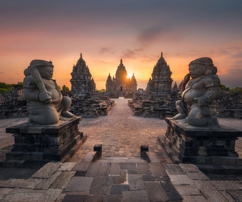 Watch Sunrise at Borobudur Temple