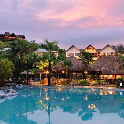 Outrigger Fiji Beach Resort, Coral Coast