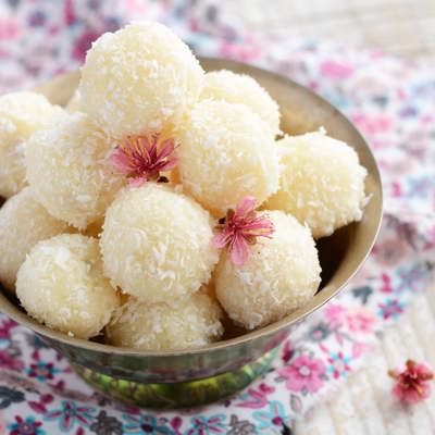 Coconut-based island desserts